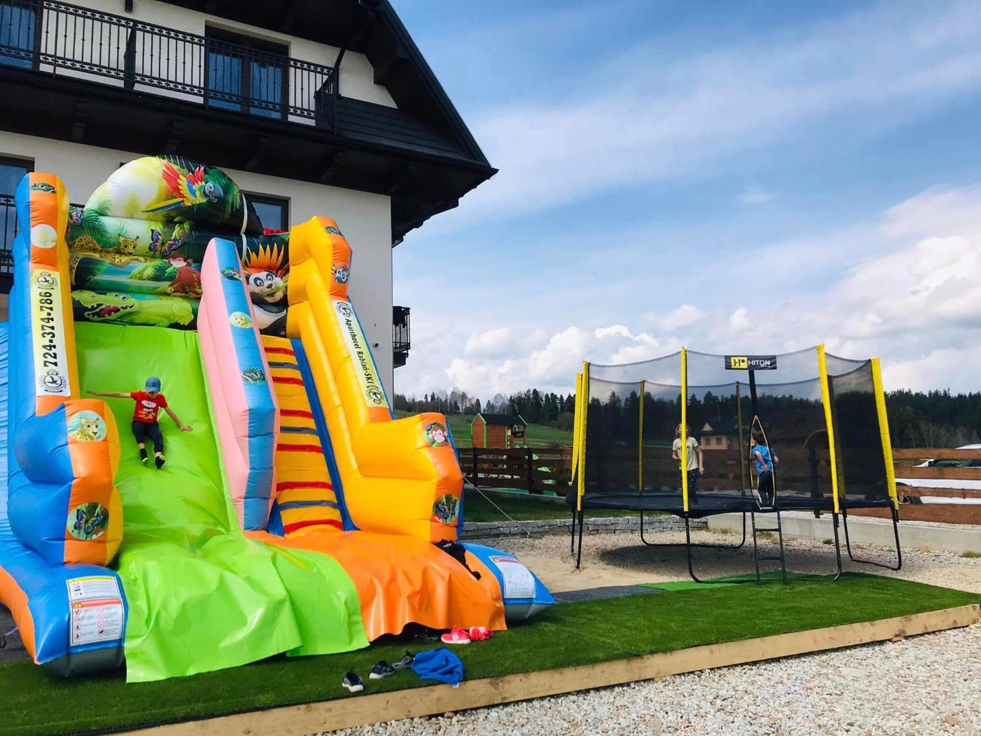 Aparthotel Rabian-Ski: Mountain Retreat with Heated Pool & Family Fun Bialka Tatrzanska Exterior photo